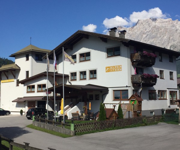 Pension-Suites Alpenstern