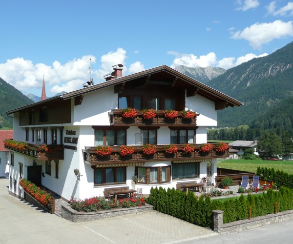 Gästehaus Bergland Elbigenalp